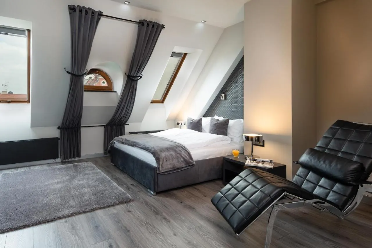****  Aparthotel New Lux Breslavia Polonia