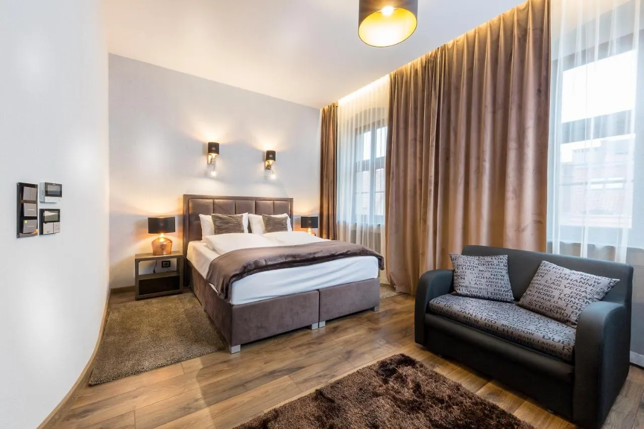 Aparthotel New Lux Breslavia