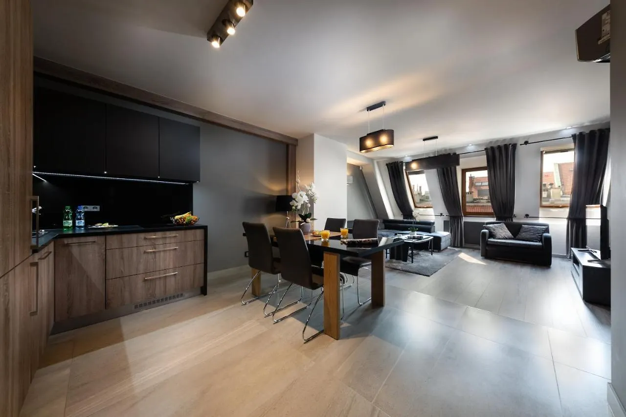 Aparthotel New Lux Breslavia